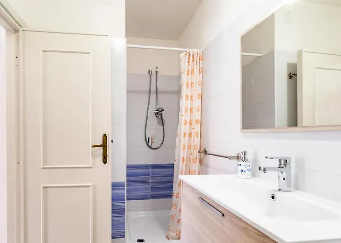 Sea Shell Isola Rossa (Sassari)